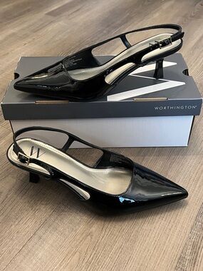 Worthington Black Patent Kitten Heels